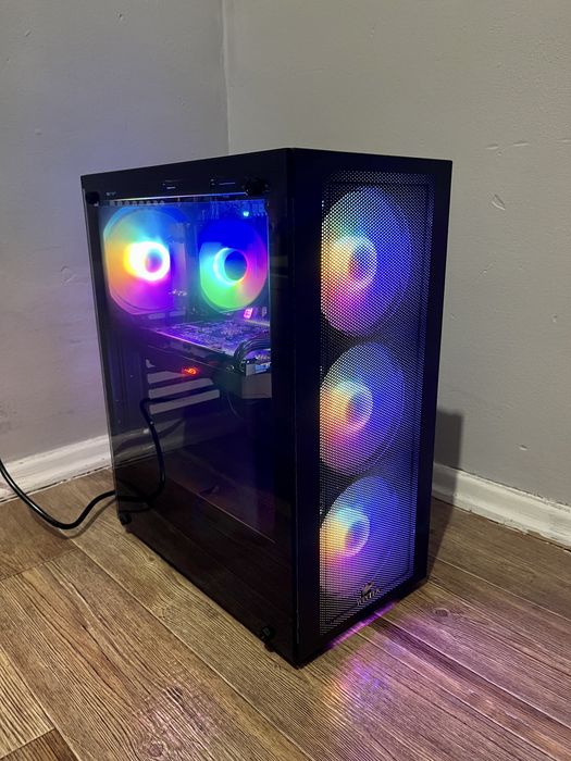 Rx-570 8gb/ 32gb ram / 10 ядер игровой компьютер