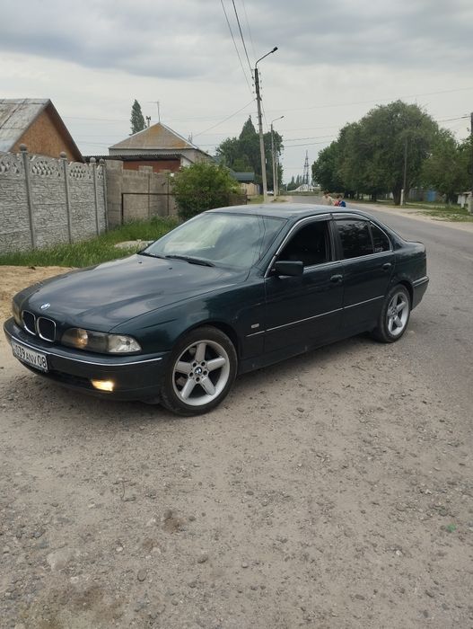 Продам БМВ 528 е39 1996года