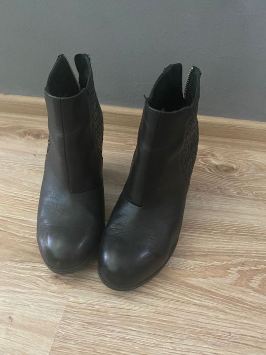 Bianco черни боти на ток