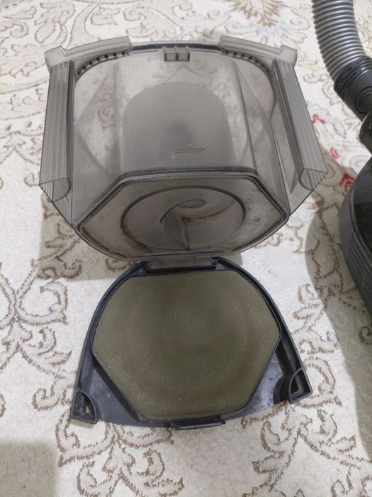 Пылесос BOSCH 2000 W