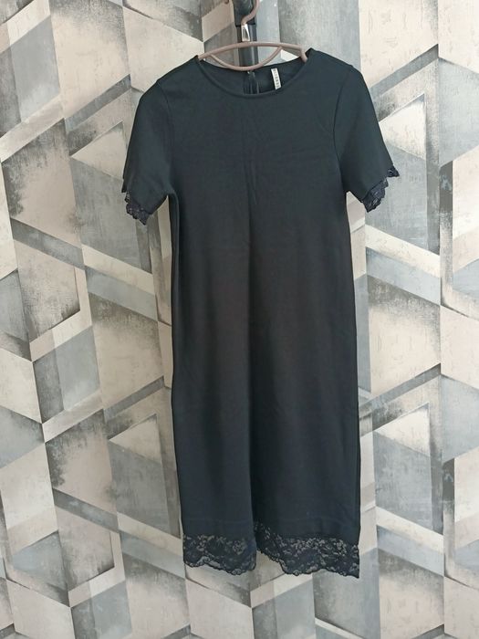 Женская одежда по 2000 теңге.