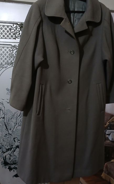 Пальто женское  .