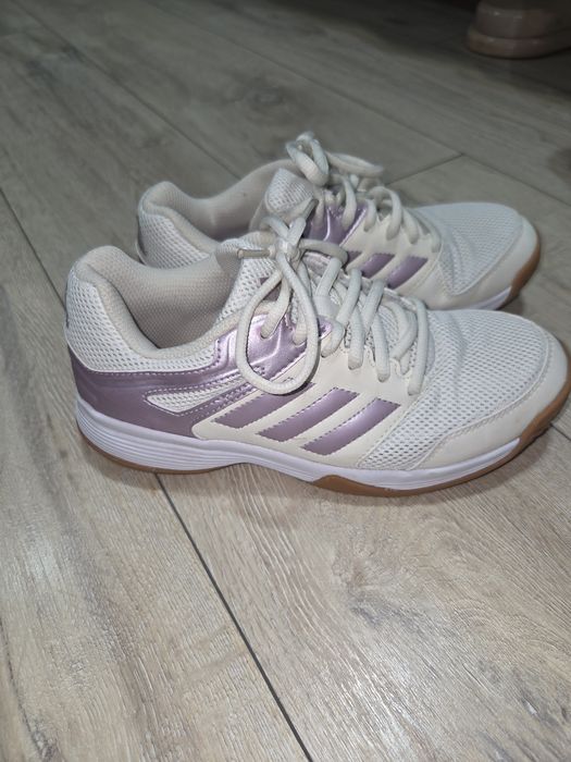 Спортни обувки Adidas