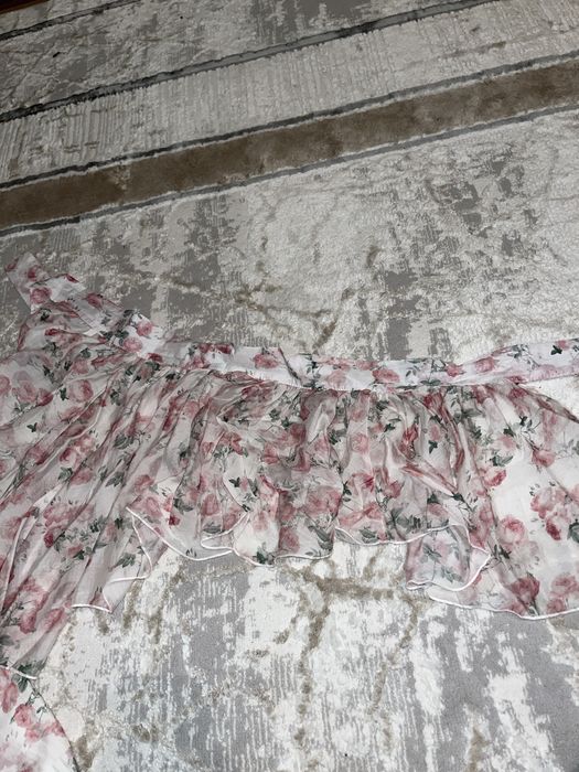 Платье с цветочкам