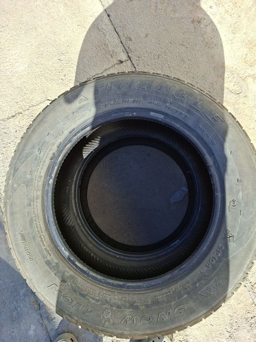 Зимняя резина 215/60 R16 TRIANGLE