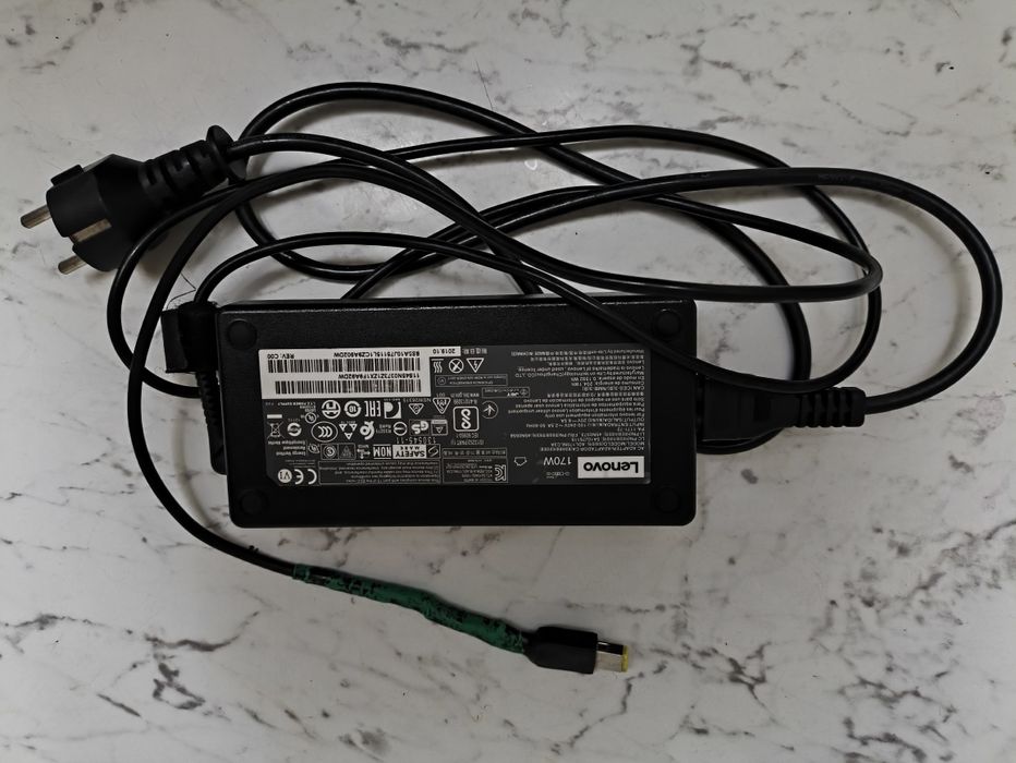 Lenovo Legion i7 / GTX 1650 / 16GB RAM / 512 SSD 1TB HDD