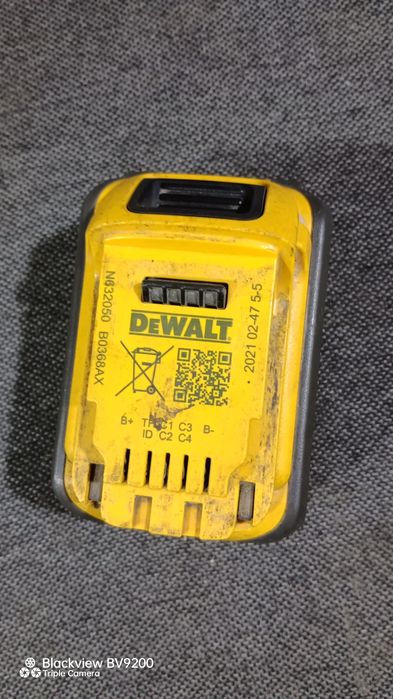 Продам аккумулятор девольт