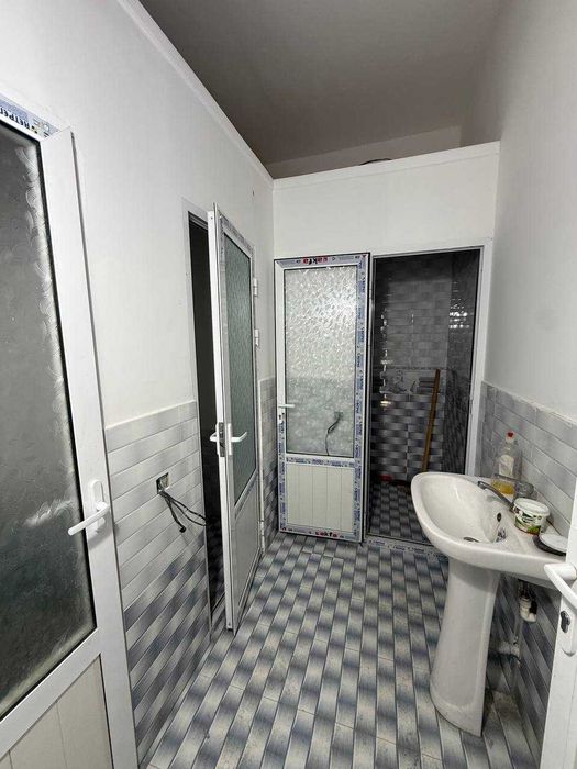 TAYYOR REMONTLARI QILINGAN NOTURAR 80 m2 LI do"kon  sotiladi #a933