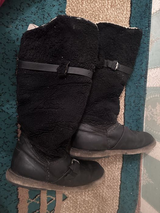 Продам унты качественные размер 42