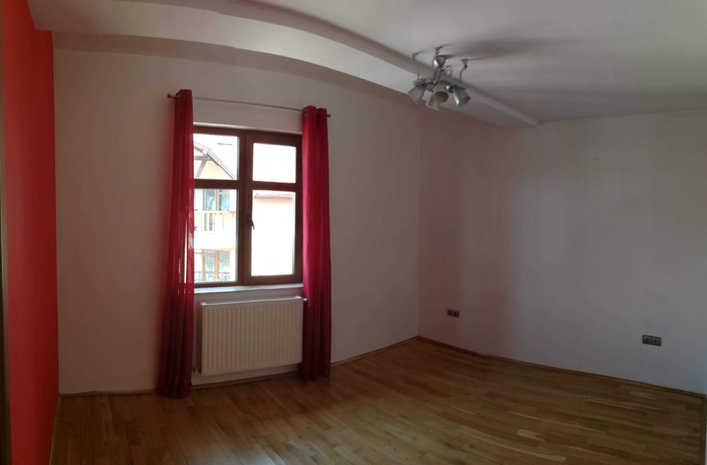 Inchiriez apartament/penthouse 4 camere 100mp + garaj Baciu