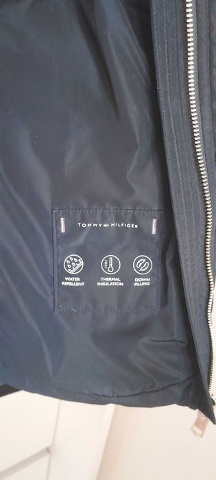 Haina Tommy Hilfiger bleumarin Regular Fit