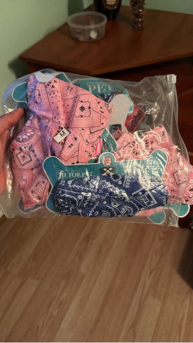 Hainute catei diferite modele si alte accesorii