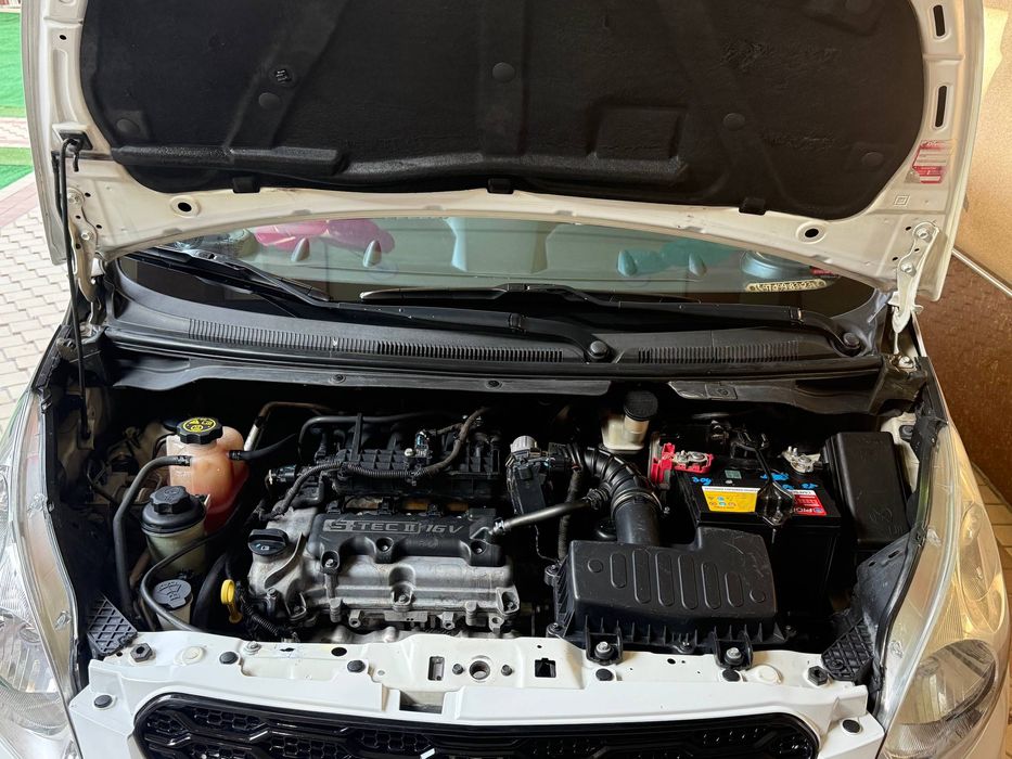 Spark 1.25 lt 2017 yil 2 pazzitsa 
Rangi oq