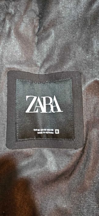 Jacheta impermeabila Zara - masura M / nepurtata