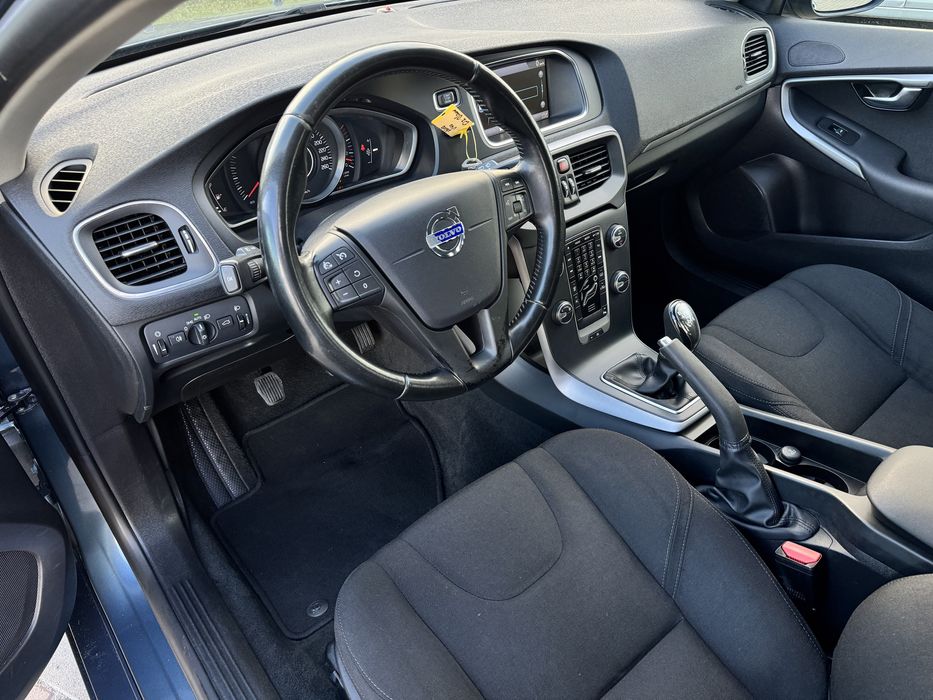 VOLVO V40 - 1.6D - 110CP - 2014 - D2 - RECENT ADUS