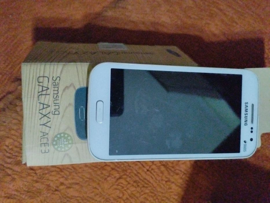 Продам мобильные телефоны