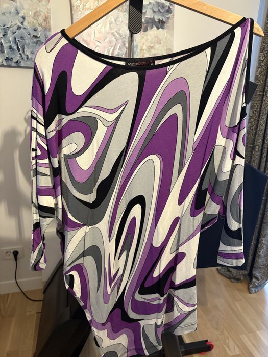 Bluza cu un umar gol si funda