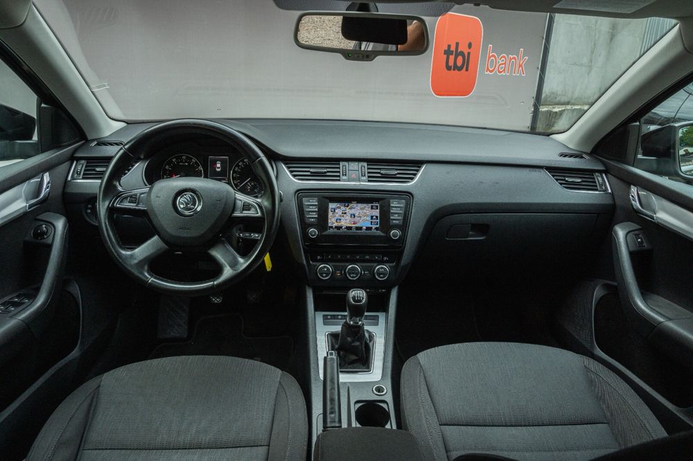 Skoda Octavia -2014 - senzori parcare - senzori lumina - jante aliaj - navigatie - scaune incalzite - carlig tractare !!