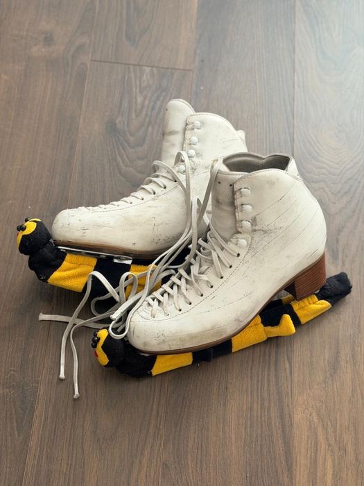 Фигурные коньки профессиональные. Risport Excellence. 39/40