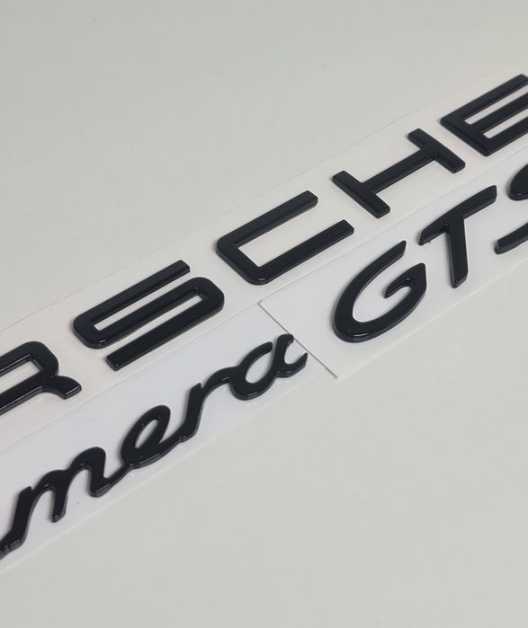 Pachet-Set-Emblema-Sigla-Logo-Stema-Spate-Haion-Porsche-Cayenne-Panamera-Macan-Negru-Lucios-Full-Black-Turbo-4-S-GTS-Poze-Reale
