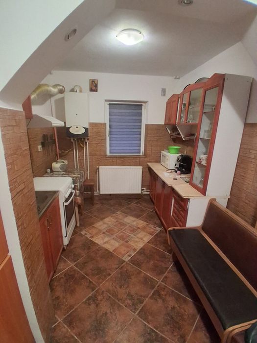 Vând apartament 4 camere Galata