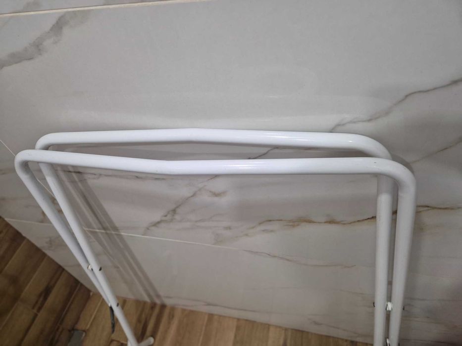 Стойка за бебешка вана