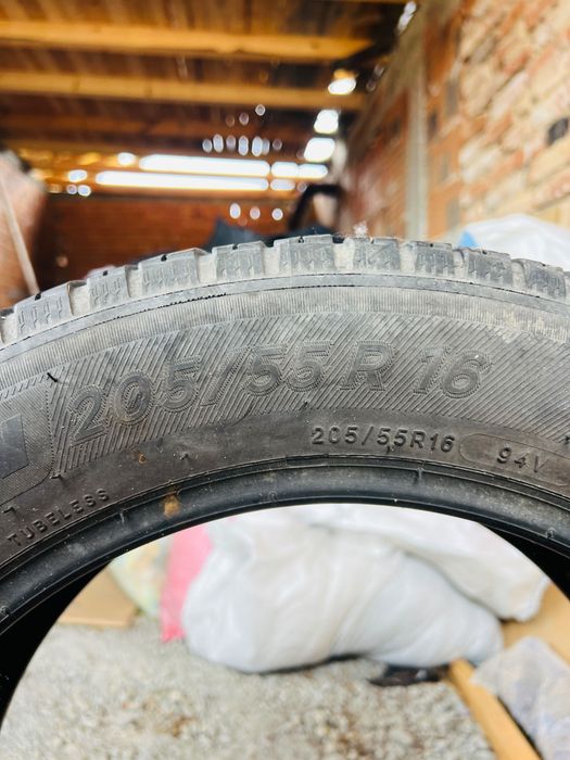 2 бр. Michelin 205/55 R16 – много добро състояние