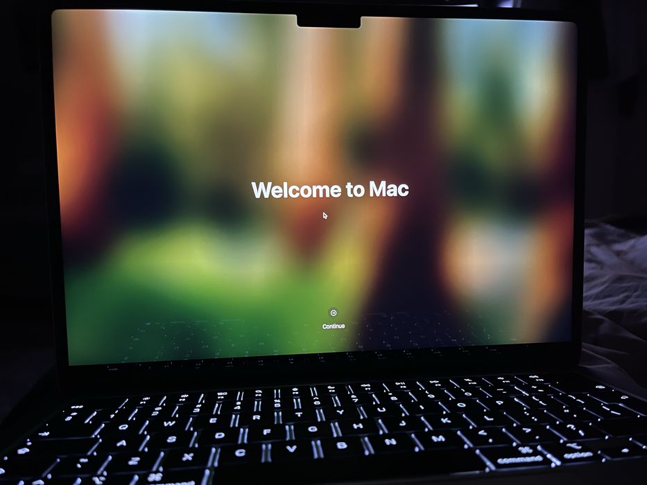 13” Macbook Air M4 256/16 бартер iPhone