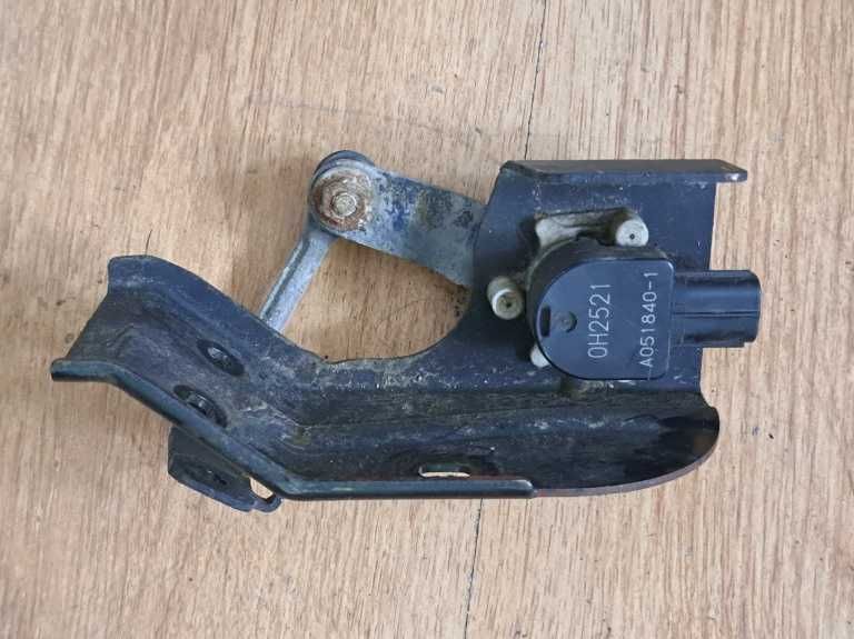 Senzor Nivel Suspensie / Reglaj Faruri Punte Spate Toyota Land Cruiser Prado 120 / Lexus GX470 89407-60010