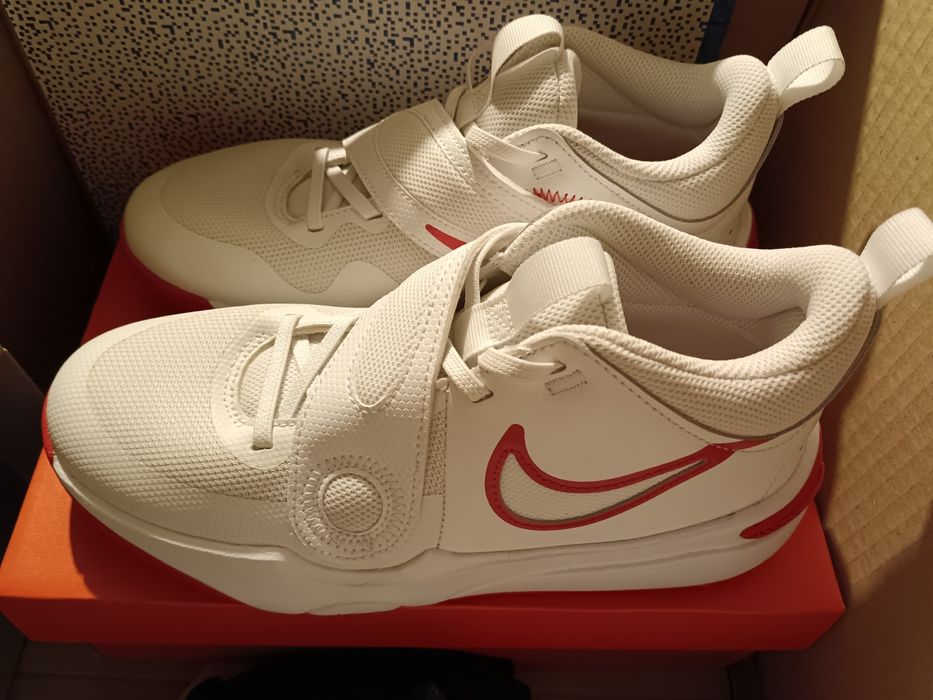 Маратонки Nike 39 номер