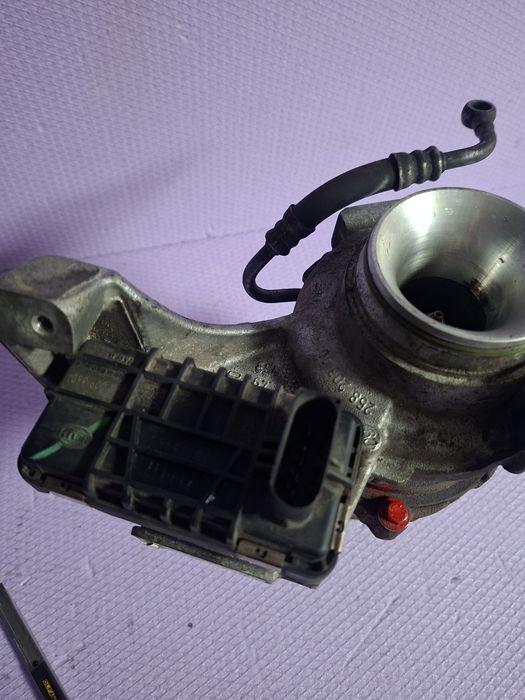 Turbosuflanta N47 D20C 143CP BMW E81 E82 E87 E88 E90 E91 Cod 7810189