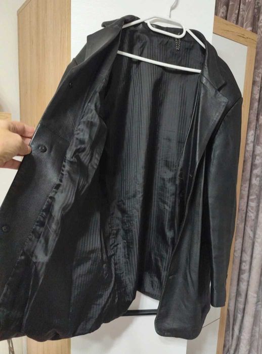 Scurta piele barbati