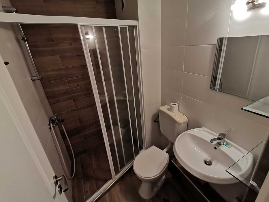 Дава се под наем Тристаен апартамент в Бургас, Възраждане - 100 кв.м за 561 € - Снимка #5