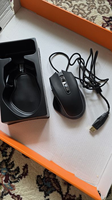 Adapter button suit