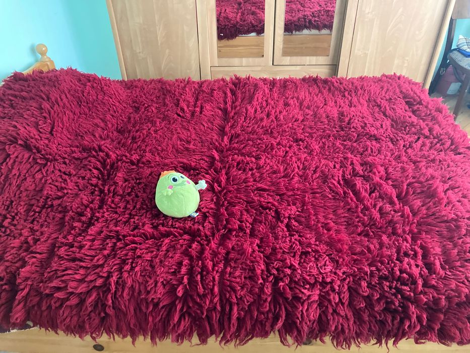 Одеала-килим, две нови вълнени и губер