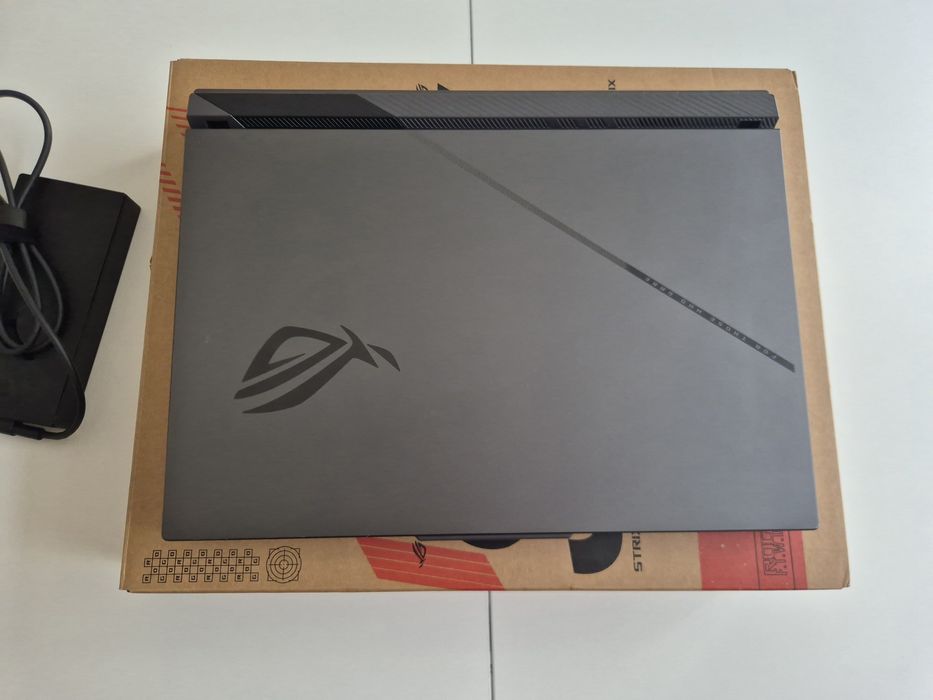 Игровой ноутбук Asus ROG Strix