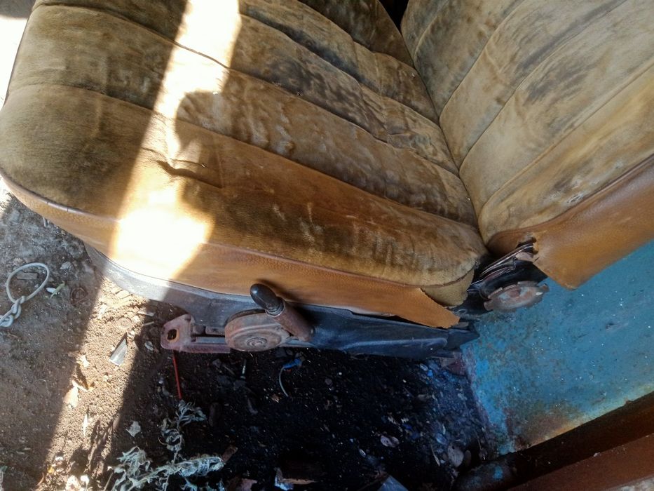 Продам сиденье передние!