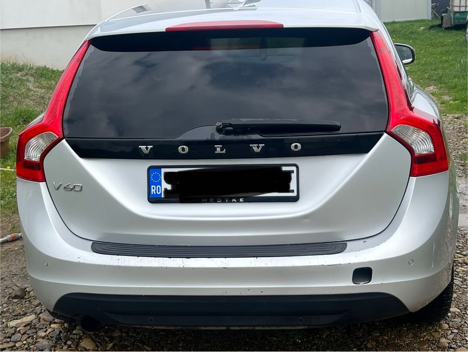 Volvo  v60 2013 2.0 d