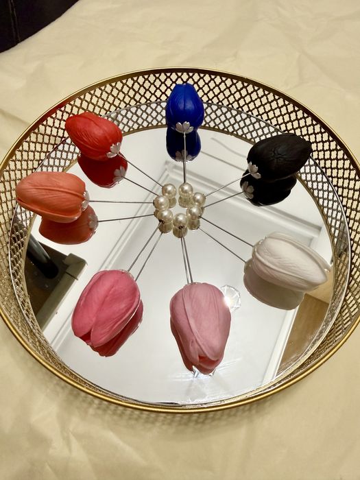 Brosa lalea accesoriu floare