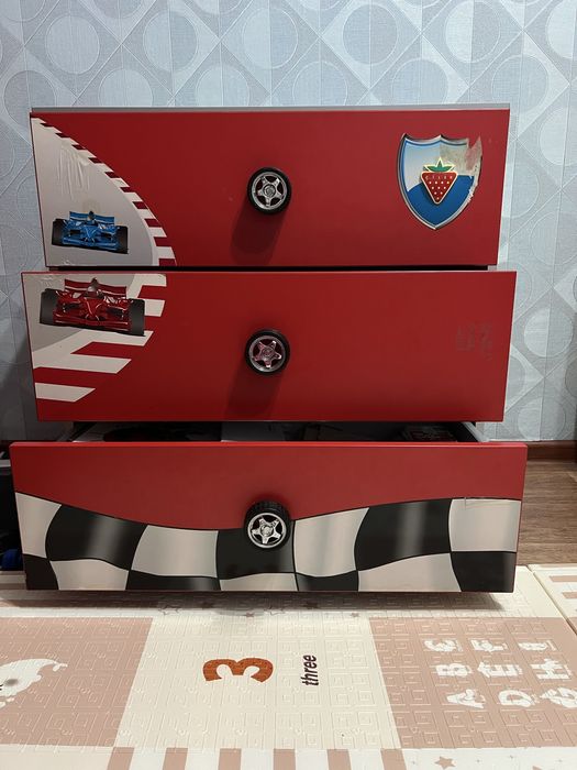 Продам детский (подрастковый) спальный гарнитур