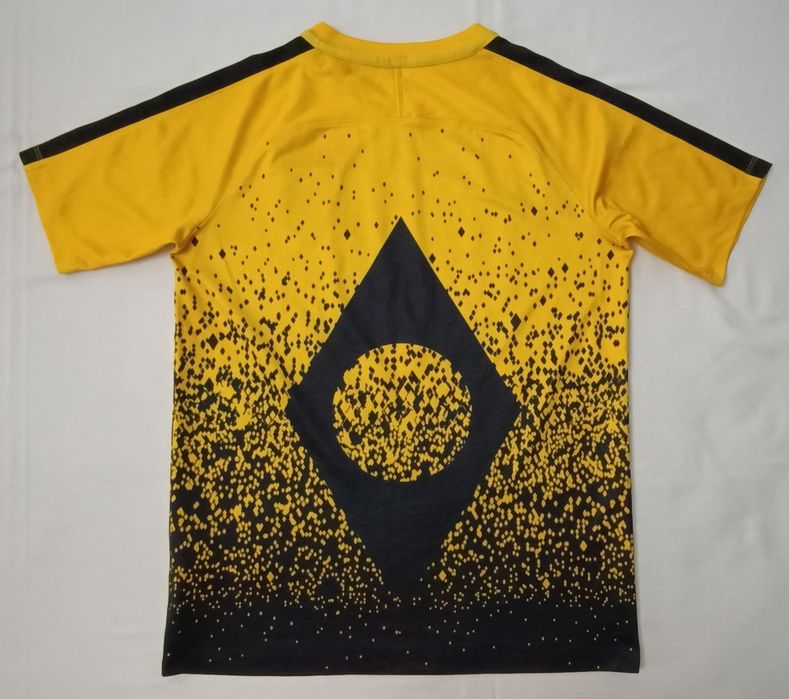 Nike DRI-FIT Neymar JR Tee оригинална тениска ръст 158-170см Найк спорт фланелка Неймар