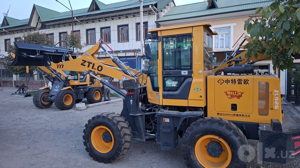 Бульдозер.  103 от кучи. Янги . 1 куб ковуши хам бор