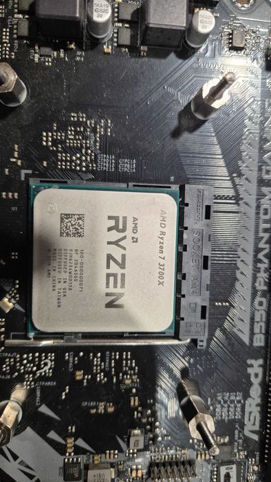 Дънна платка AS ROCK B550H PHANTOM GAMING с процесор и ddr4 RAM
