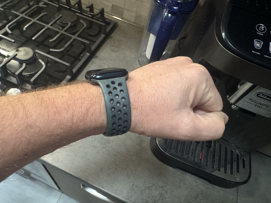 продам свои Apple watch SE2 (эпл вотч) NIKE edition 44 m идеал