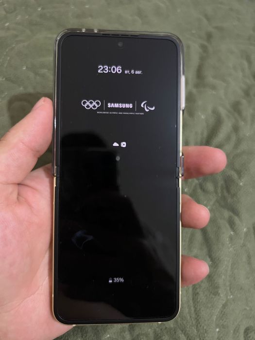 Олимпийский смартфон Самсунг Z Flip 6