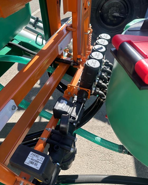 Опрыскиватель AVAGRO прицепной