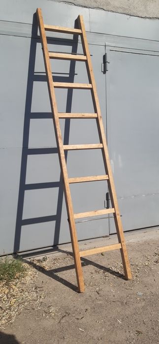 Продаю лестницу в хорошем состоянии