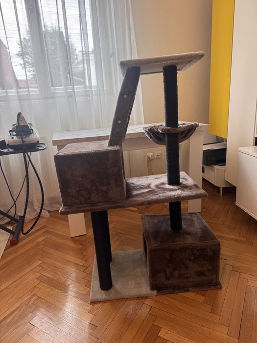 Ansamblu de joaca pentru pisici
