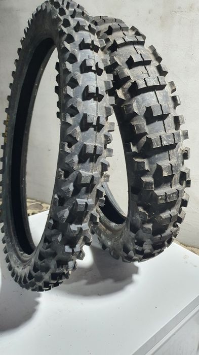 Set Maxxis 140 80 18 si 90 90 21 Enduro 2023