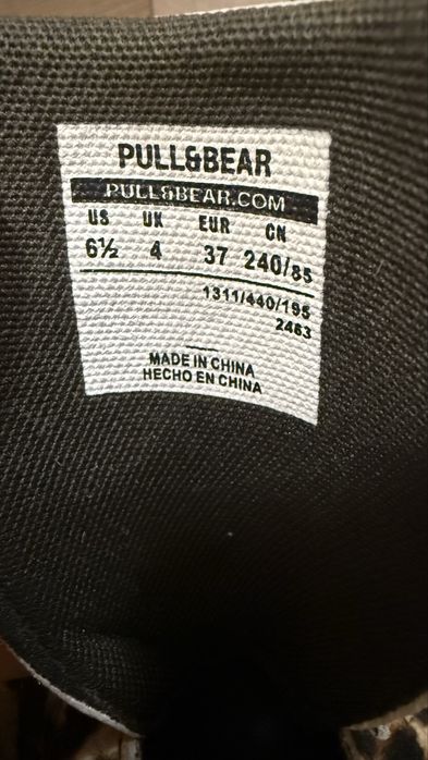 Кецове Pull & bear нови стилни и удобни